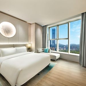 Club Superior King Suite